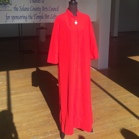 Vivid Bright Red vintage Long HouseCoat - Picture 2 of 8